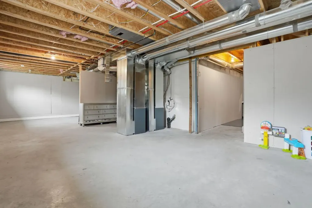 57 Harvest Hills Manor NE Calgary AB T3K 2L7