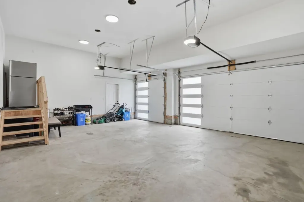 57 Harvest Hills Manor NE Calgary AB T3K 2L7