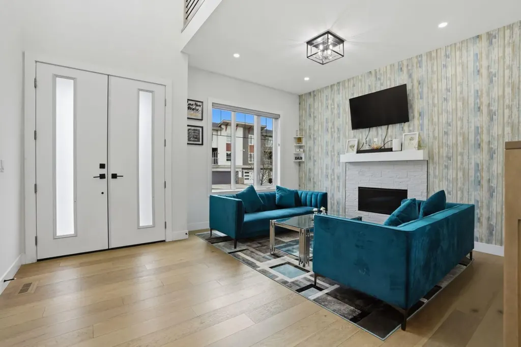 57 Harvest Hills Manor NE Calgary AB T3K 2L7