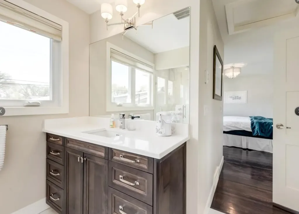 2940 Blakiston Drive NW Calgary AB T2L 1L6