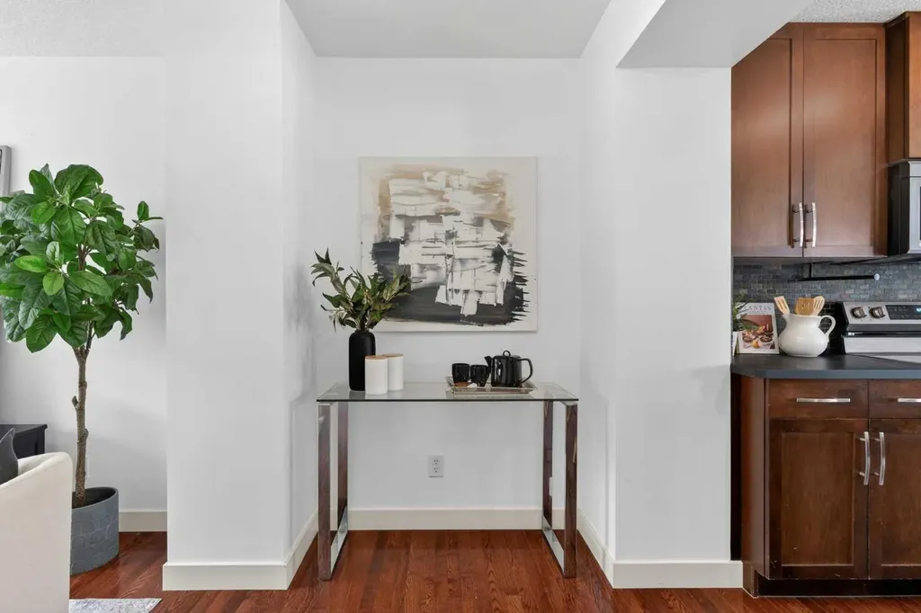 124 Aspen Hills Villas SW Calgary AB T3H 0H7