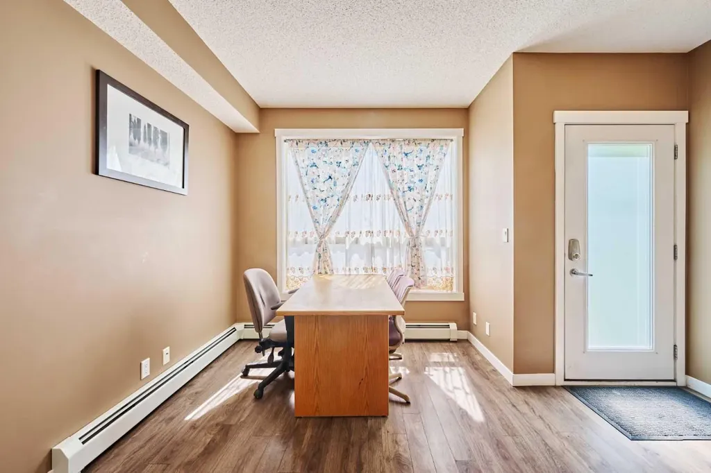 1740 9 Street NW Calgary AB T2M 4Z5