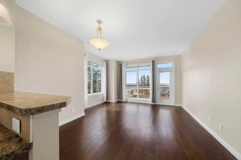 181 Rockyledge View NW Calgary AB T3G 6B1
