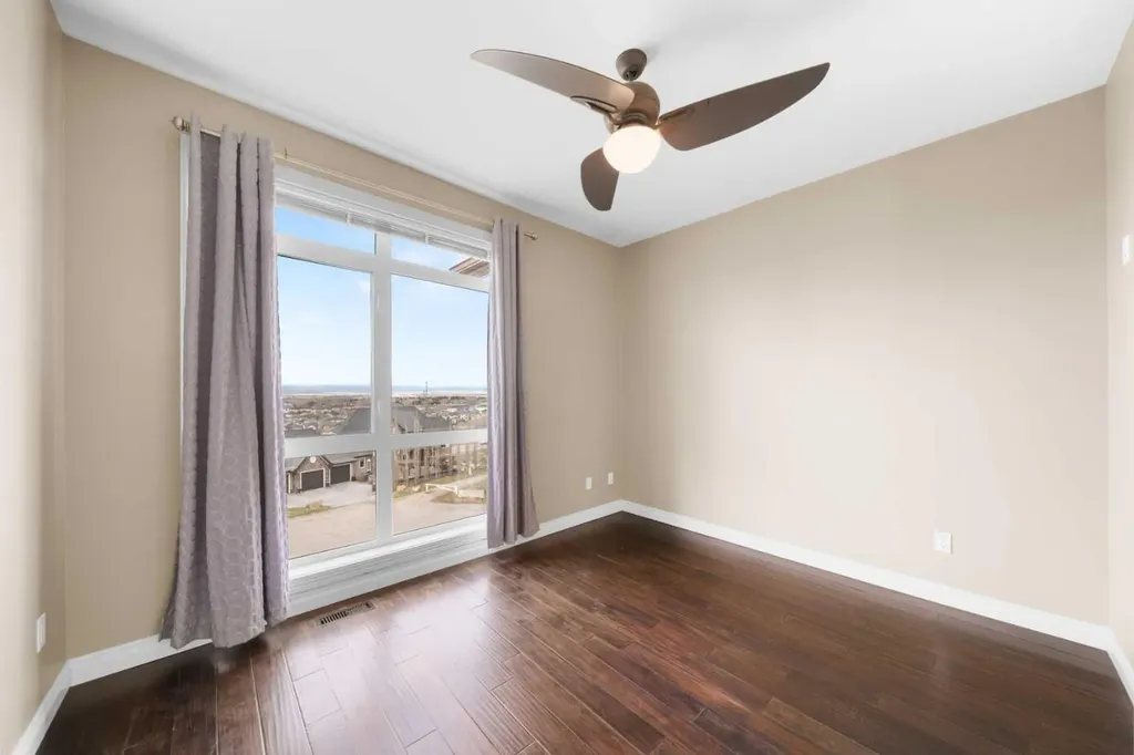 181 Rockyledge View NW Calgary AB T3G 6B1