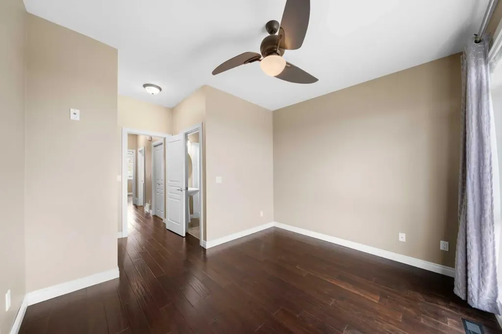 181 Rockyledge View NW Calgary AB T3G 6B1