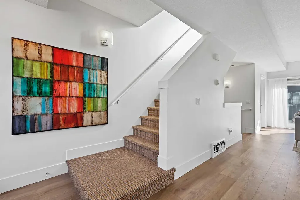 603 15 Avenue SW Calgary AB T2R 0R4
