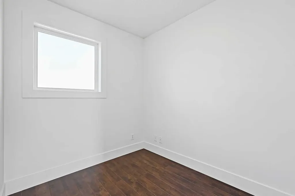 603 15 Avenue SW Calgary AB T2R 0R4
