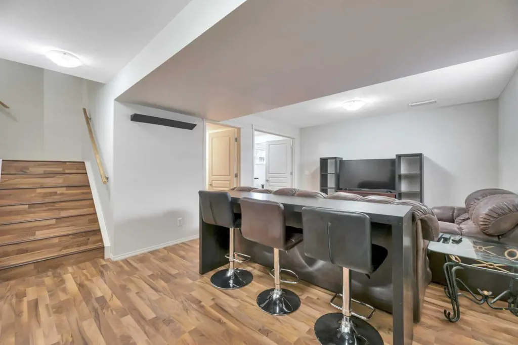 408 Rainbow Falls Way Chestermere AB T1X 1S8