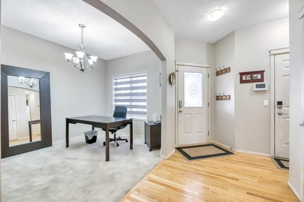 408 Rainbow Falls Way Chestermere AB T1X 1S8