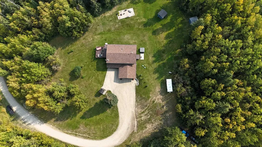 53320 Range Road 182 Rural Yellowhead County AB T7E 3T9