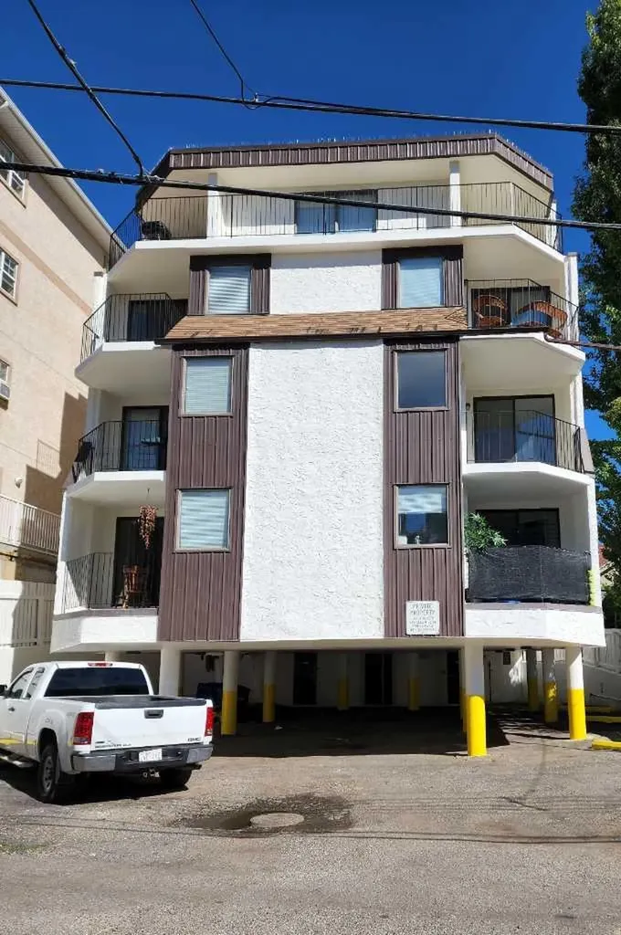 423 3 Avenue NE Calgary AB T2E 0H7
