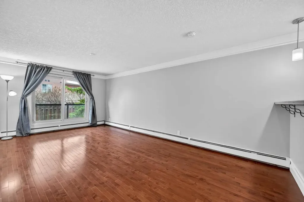 644 Meredith Road NE Calgary AB T2E 5A8