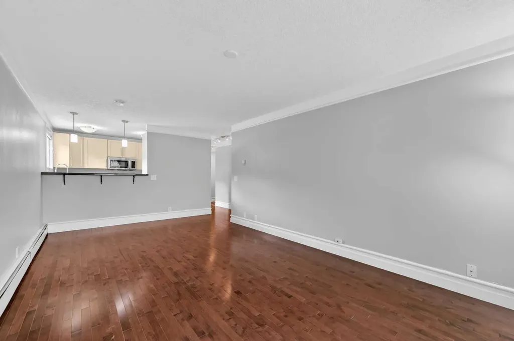 644 Meredith Road NE Calgary AB T2E 5A8