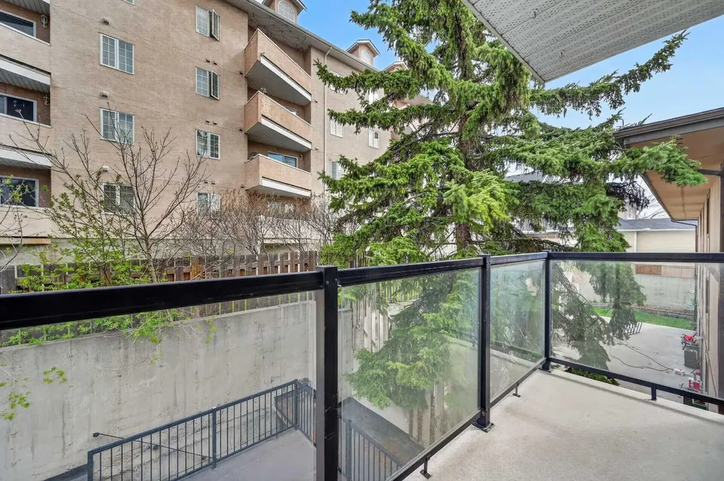 644 Meredith Road NE Calgary AB T2E 5A8