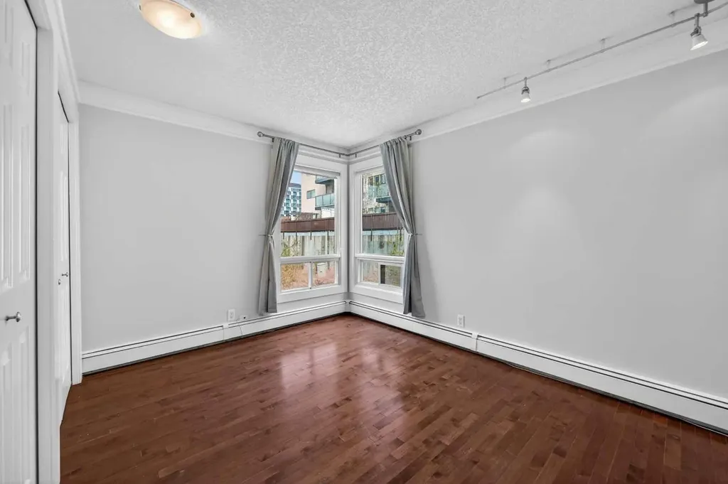 644 Meredith Road NE Calgary AB T2E 5A8