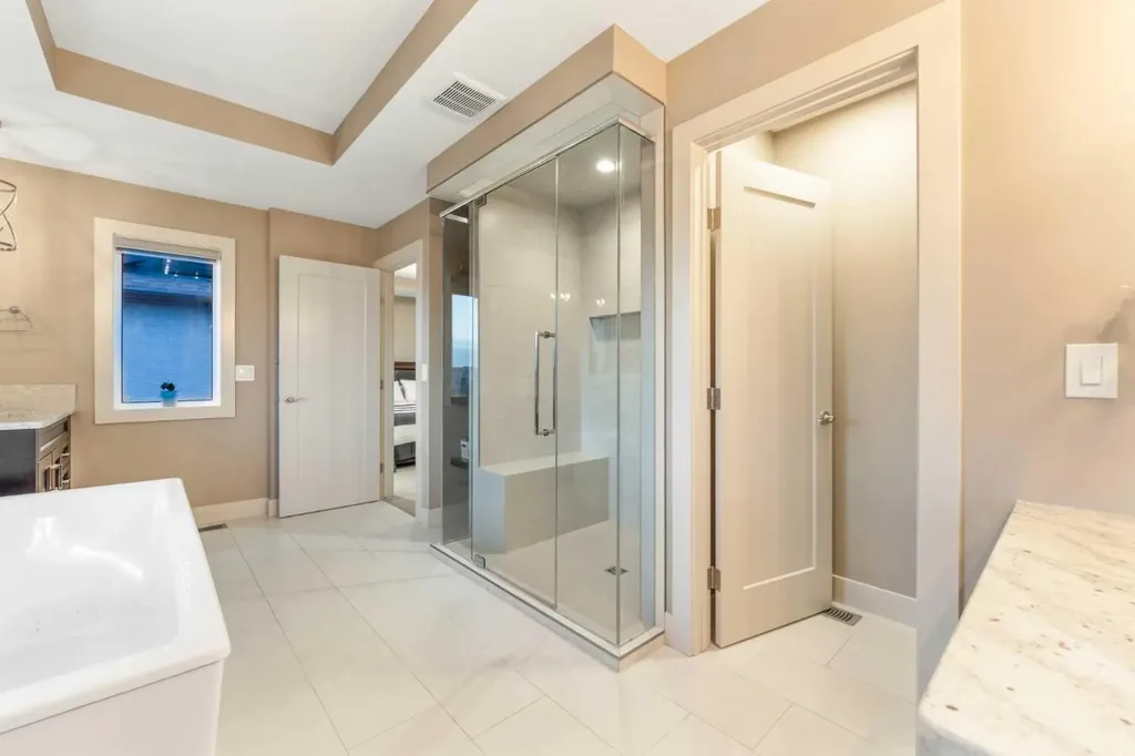 105 Carringvue Manor NW Calgary AB T3P 0W2
