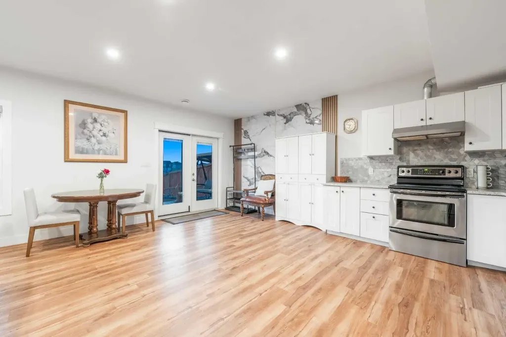105 Carringvue Manor NW Calgary AB T3P 0W2