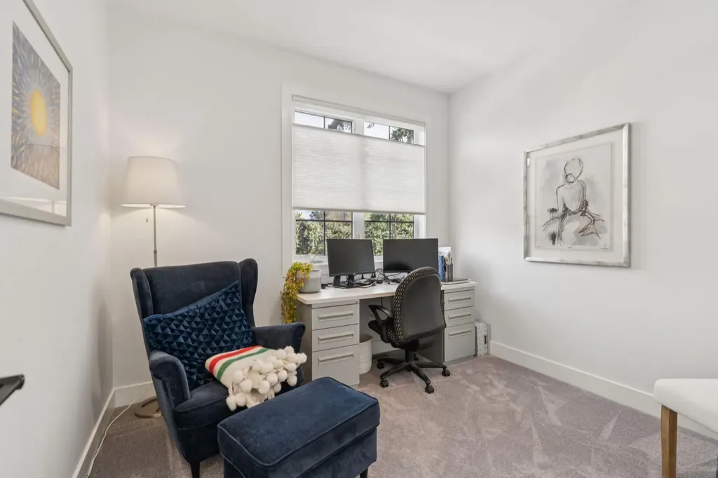 2819 36 Street SW Calgary AB T3E 2Z9