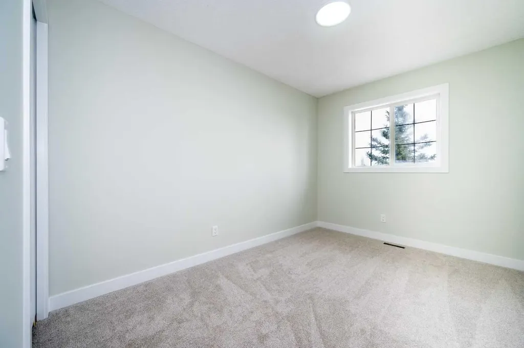 88 Applemont Close SE Calgary AB T2A 7S3