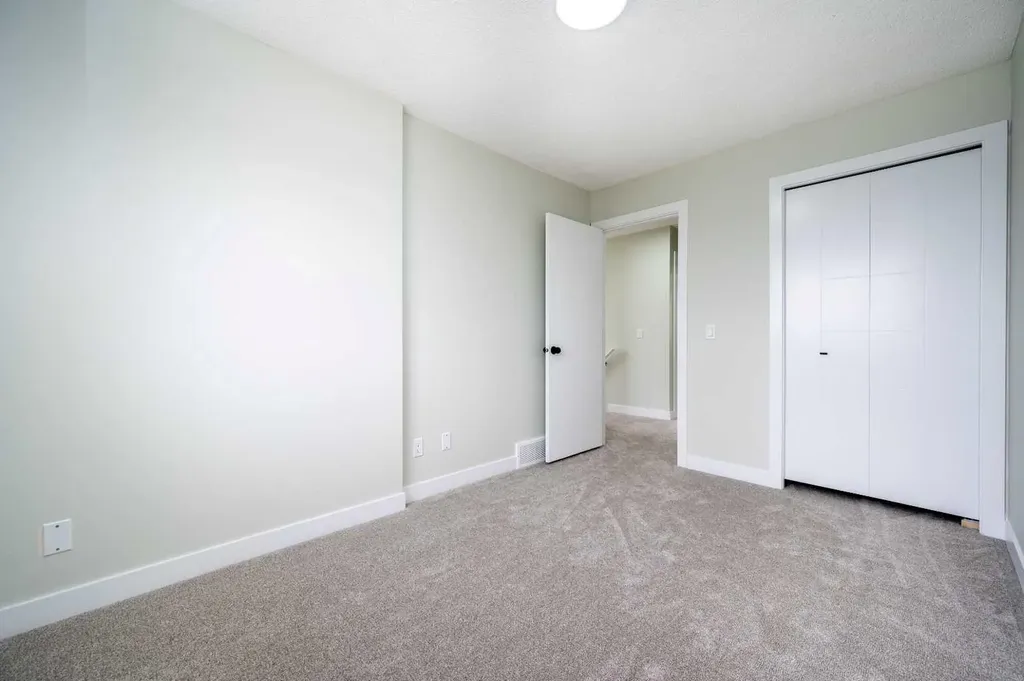 88 Applemont Close SE Calgary AB T2A 7S3