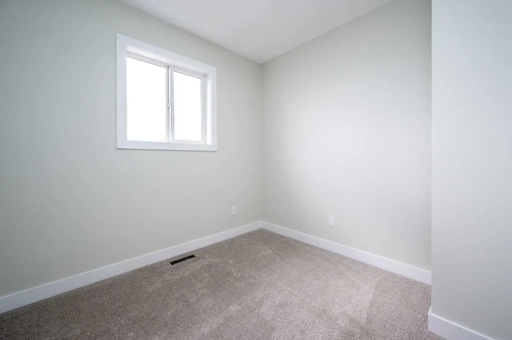 88 Applemont Close SE Calgary AB T2A 7S3