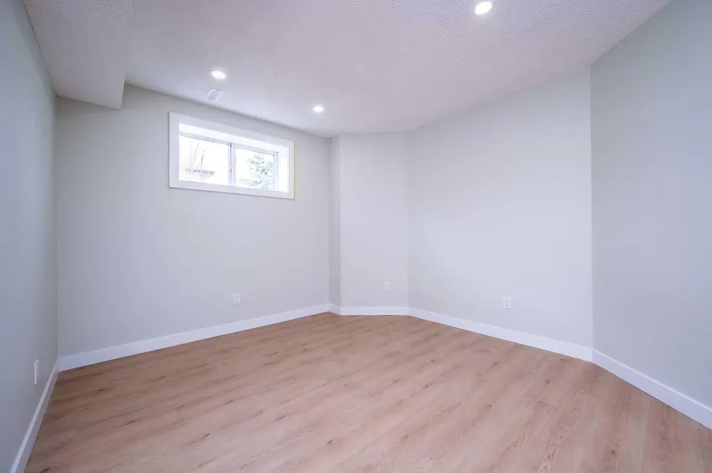88 Applemont Close SE Calgary AB T2A 7S3