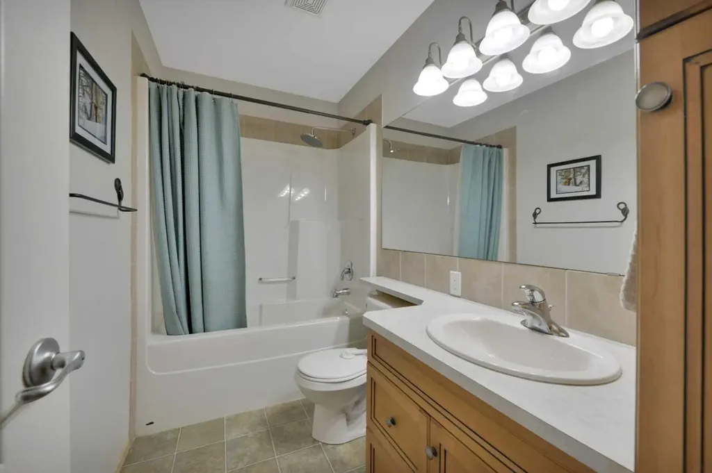 50 Langford Crescent Red Deer AB T4R 2X1