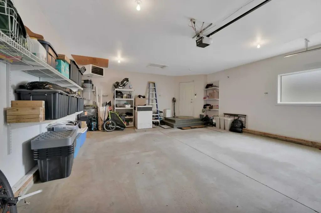 50 Langford Crescent Red Deer AB T4R 2X1