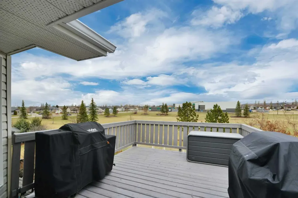 50 Langford Crescent Red Deer AB T4R 2X1