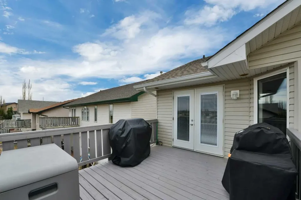50 Langford Crescent Red Deer AB T4R 2X1