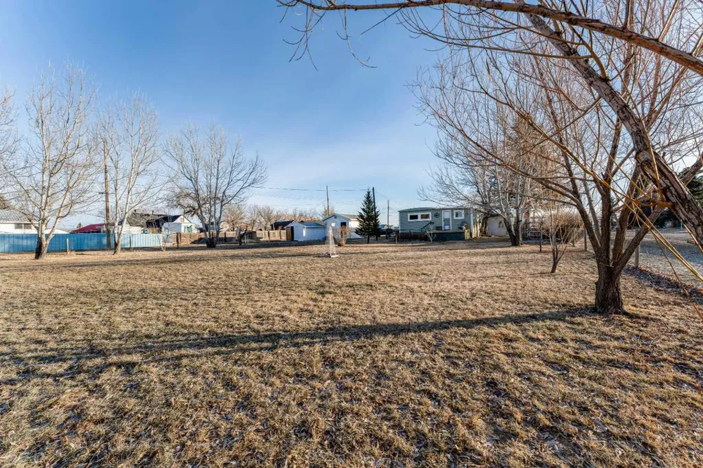 104 2nd Street Warner AB T0K 2L0