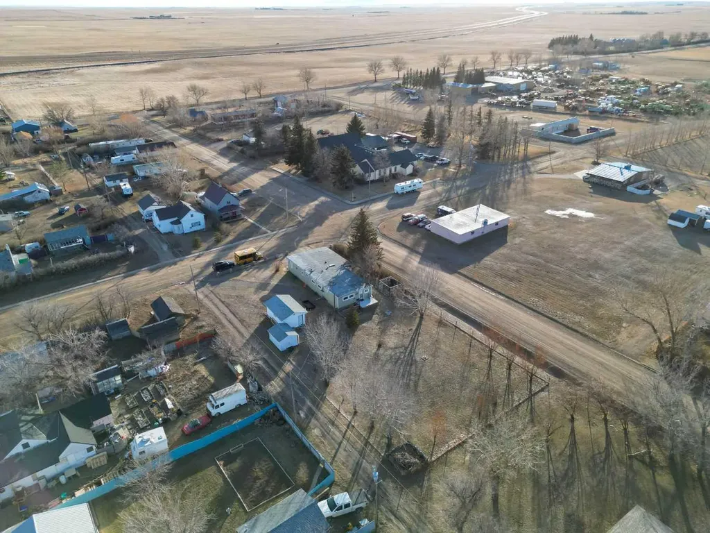 104 2nd Street Warner AB T0K 2L0