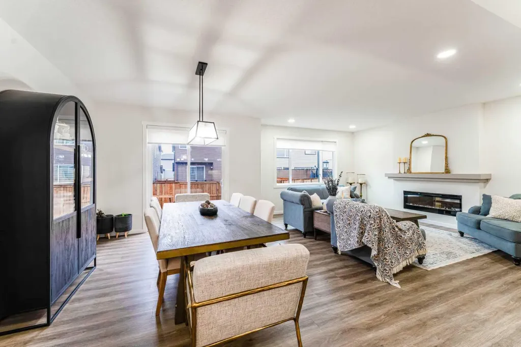 156 Savanna Drive NE Calgary AB T3J2H5