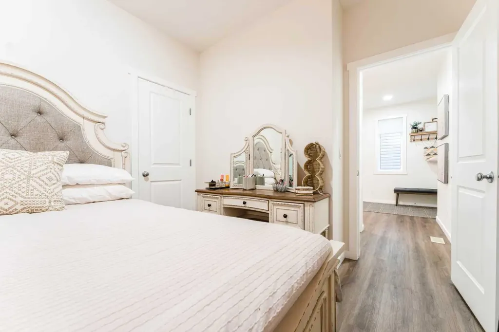 156 Savanna Drive NE Calgary AB T3J2H5