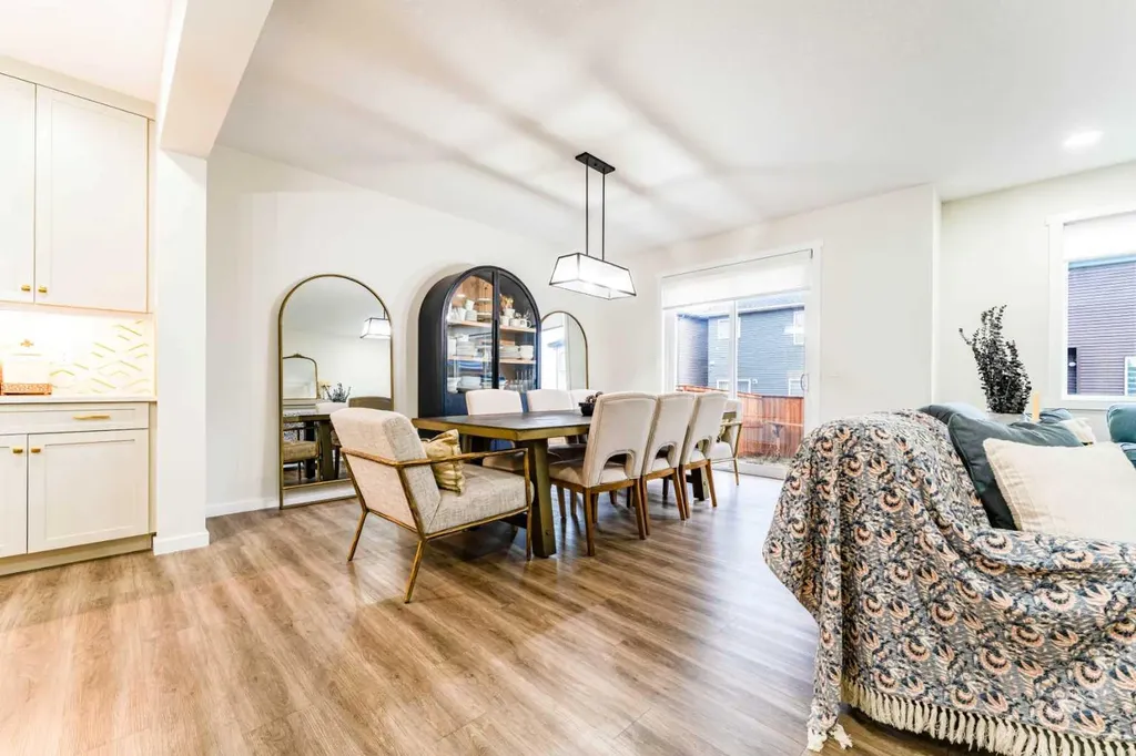 156 Savanna Drive NE Calgary AB T3J2H5