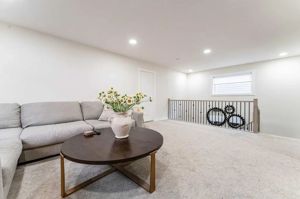 156 Savanna Drive NE Calgary AB T3J2H5