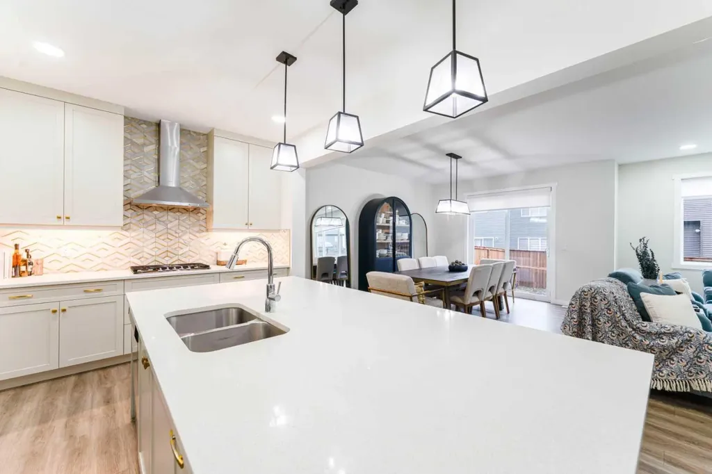 156 Savanna Drive NE Calgary AB T3J2H5