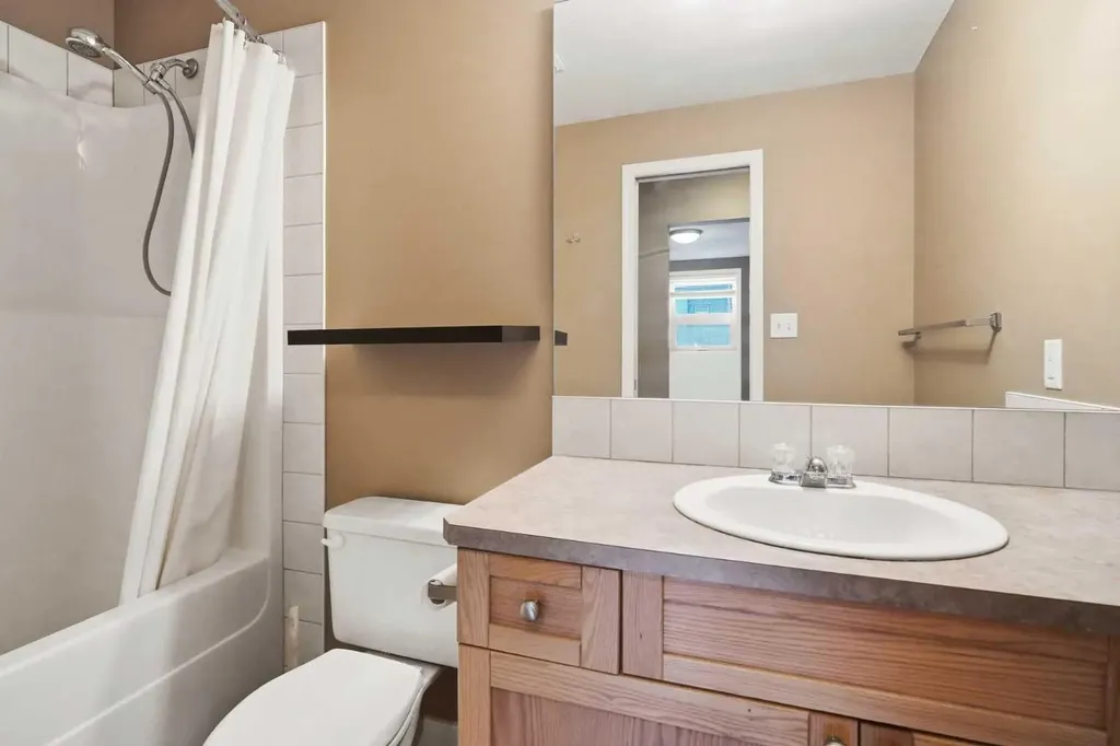 186 Kananskis Way Canmore AB T1W 0A2