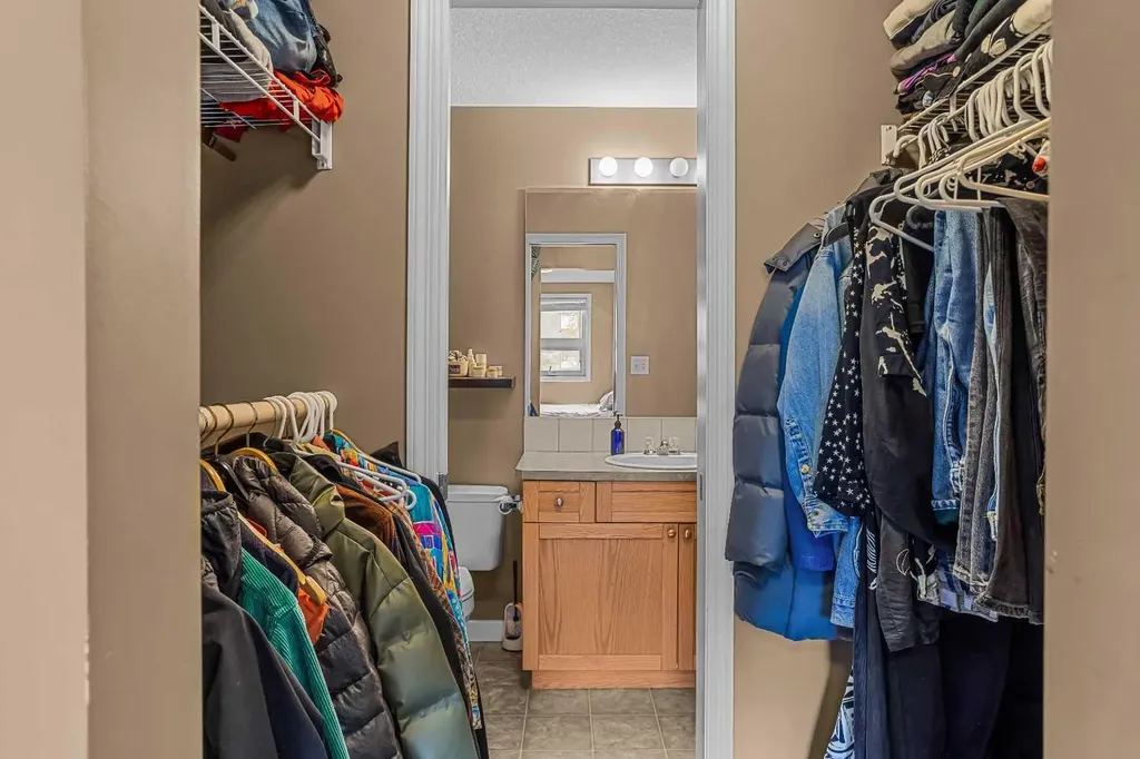 186 Kananskis Way Canmore AB T1W 0A2