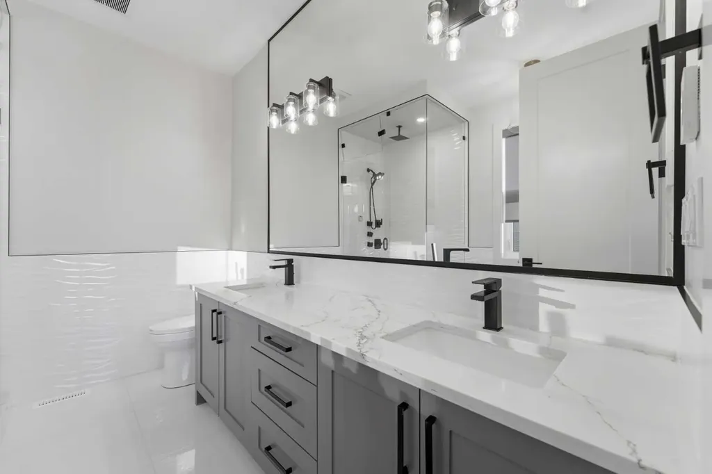 631 55 Avenue SW Calgary AB T2V 0G2