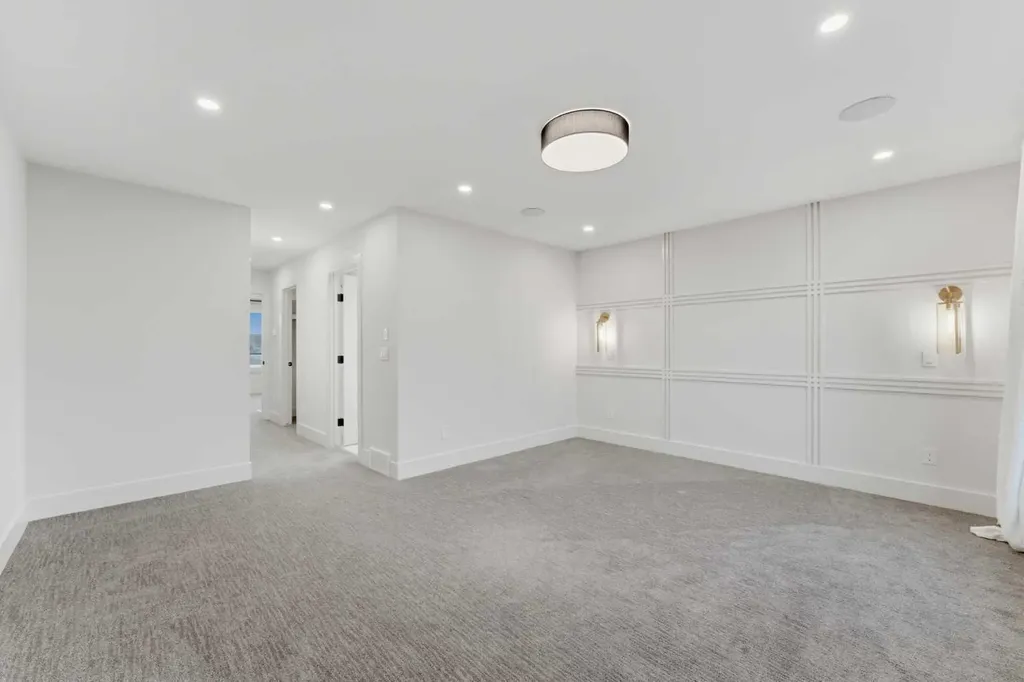 631 55 Avenue SW Calgary AB T2V 0G2