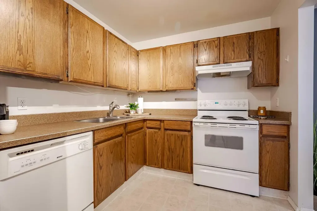 3402 Parkdale Boulevard NW Calgary AB T2N 3T4