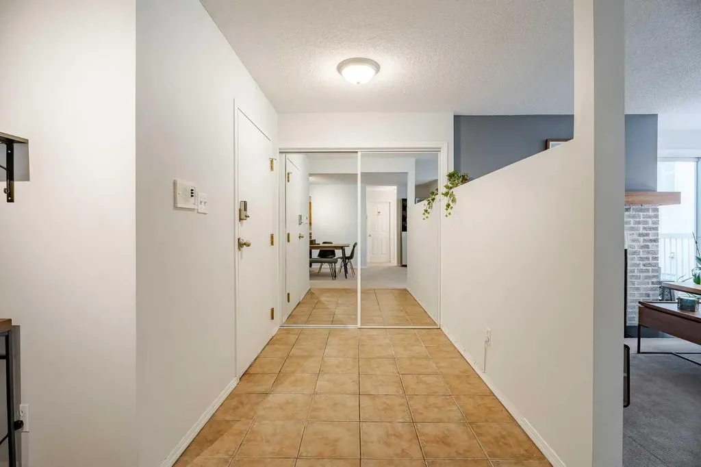 3402 Parkdale Boulevard NW Calgary AB T2N 3T4