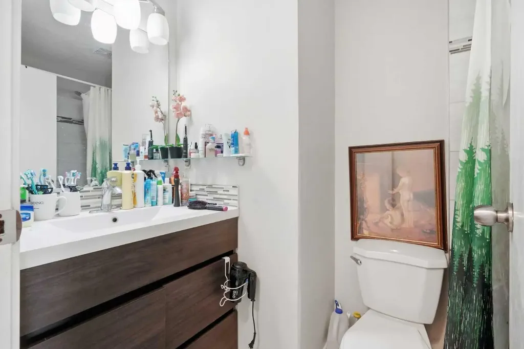 2519 38 Street NE Calgary AB T1Y 4W8