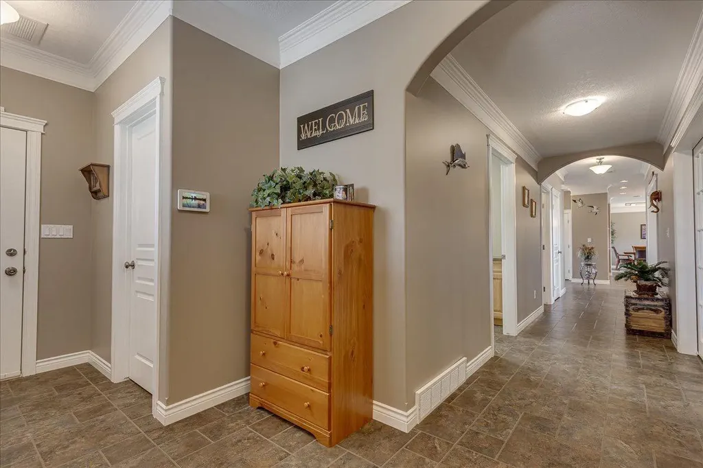33550 Range Road 23 Rural Mountain View County AB T4H1P4