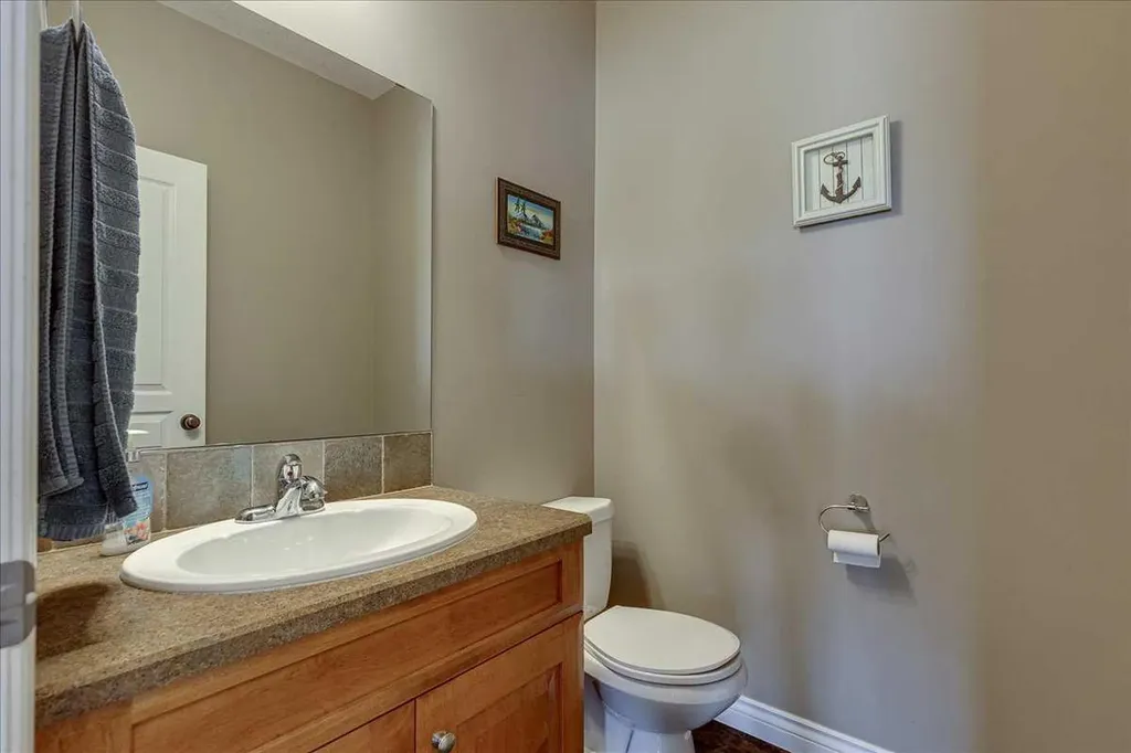 33550 Range Road 23 Rural Mountain View County AB T4H1P4
