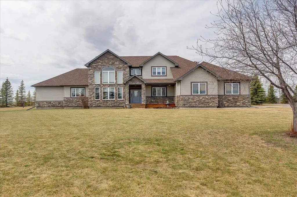 33550 Range Road 23 Rural Mountain View County AB T4H1P4