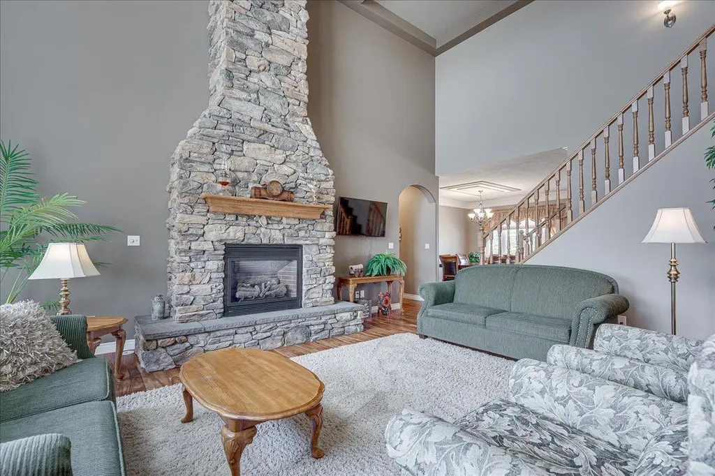 33550 Range Road 23 Rural Mountain View County AB T4H1P4