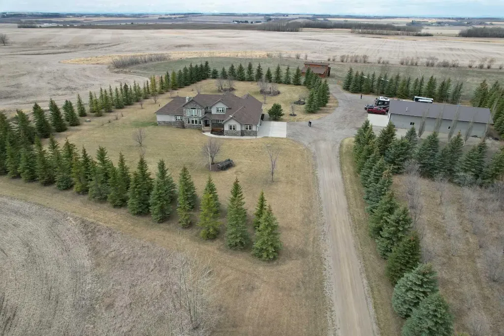 33550 Range Road 23 Rural Mountain View County AB T4H1P4