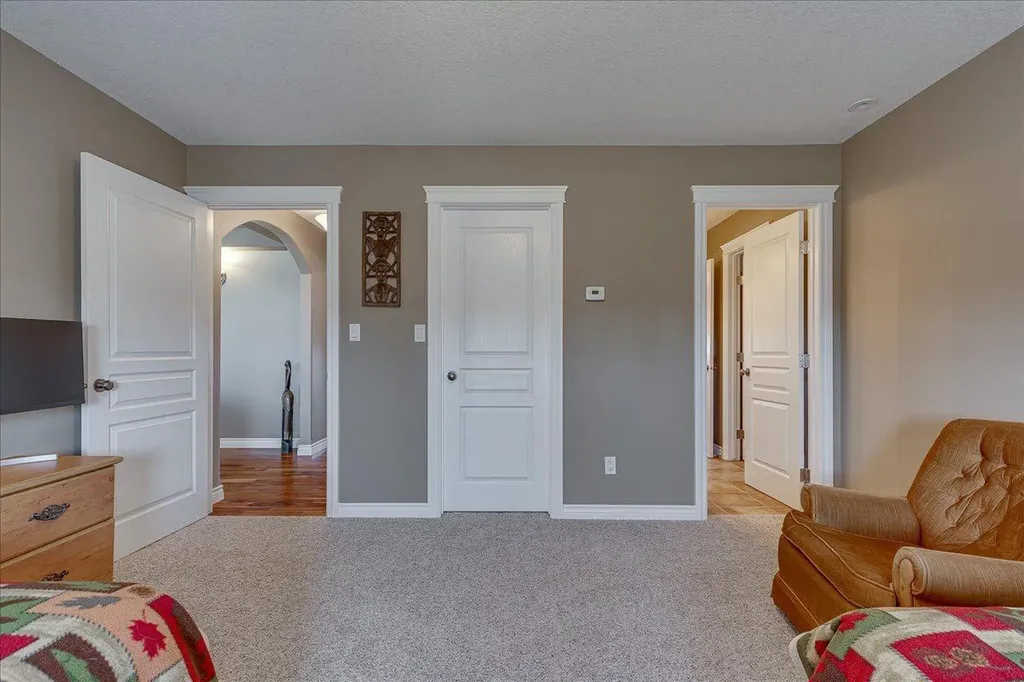 33550 Range Road 23 Rural Mountain View County AB T4H1P4